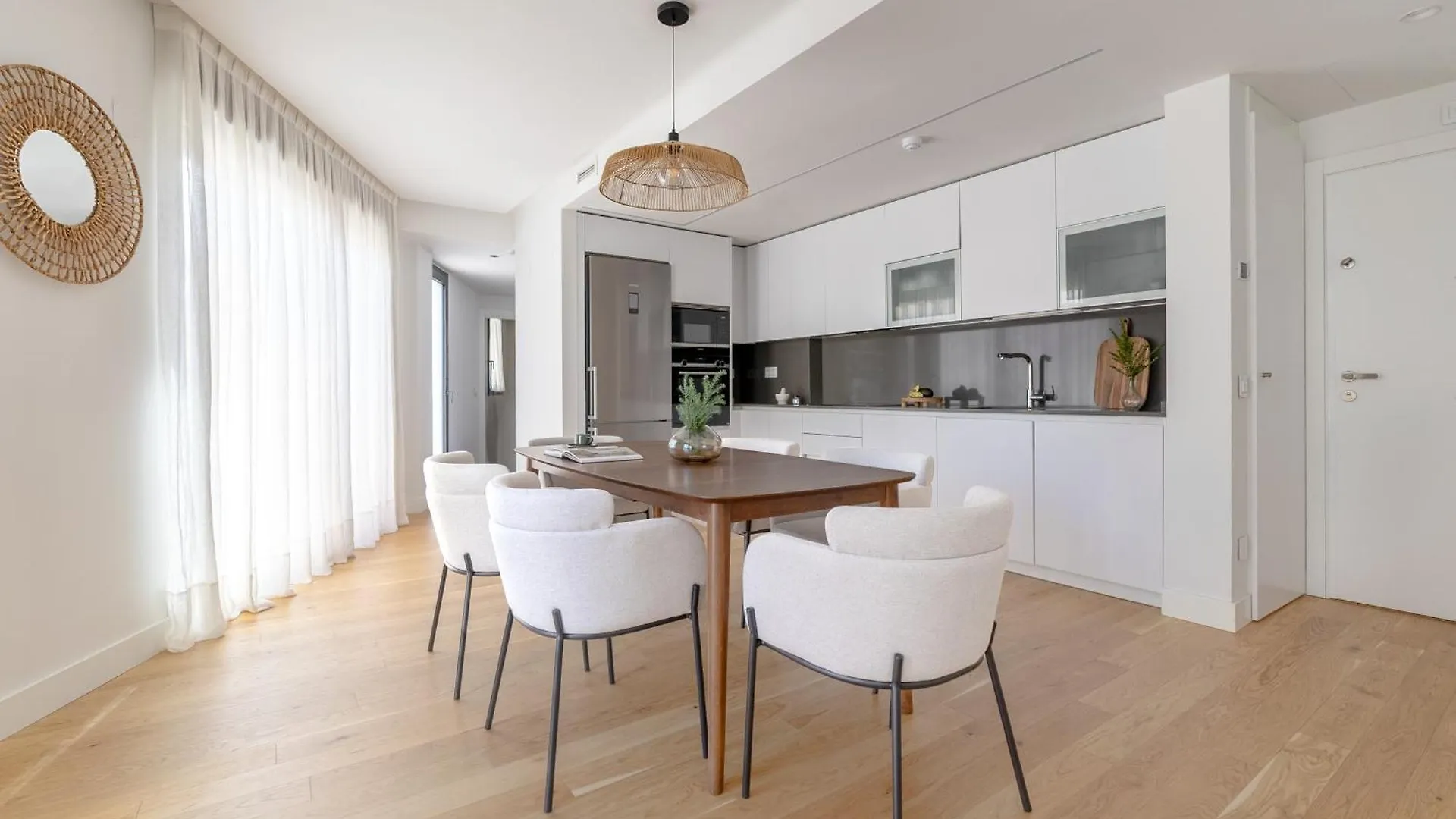 Duplex Con Piscina Y Garaje En Ciudad Jardin Apartment Madrid 0*,
