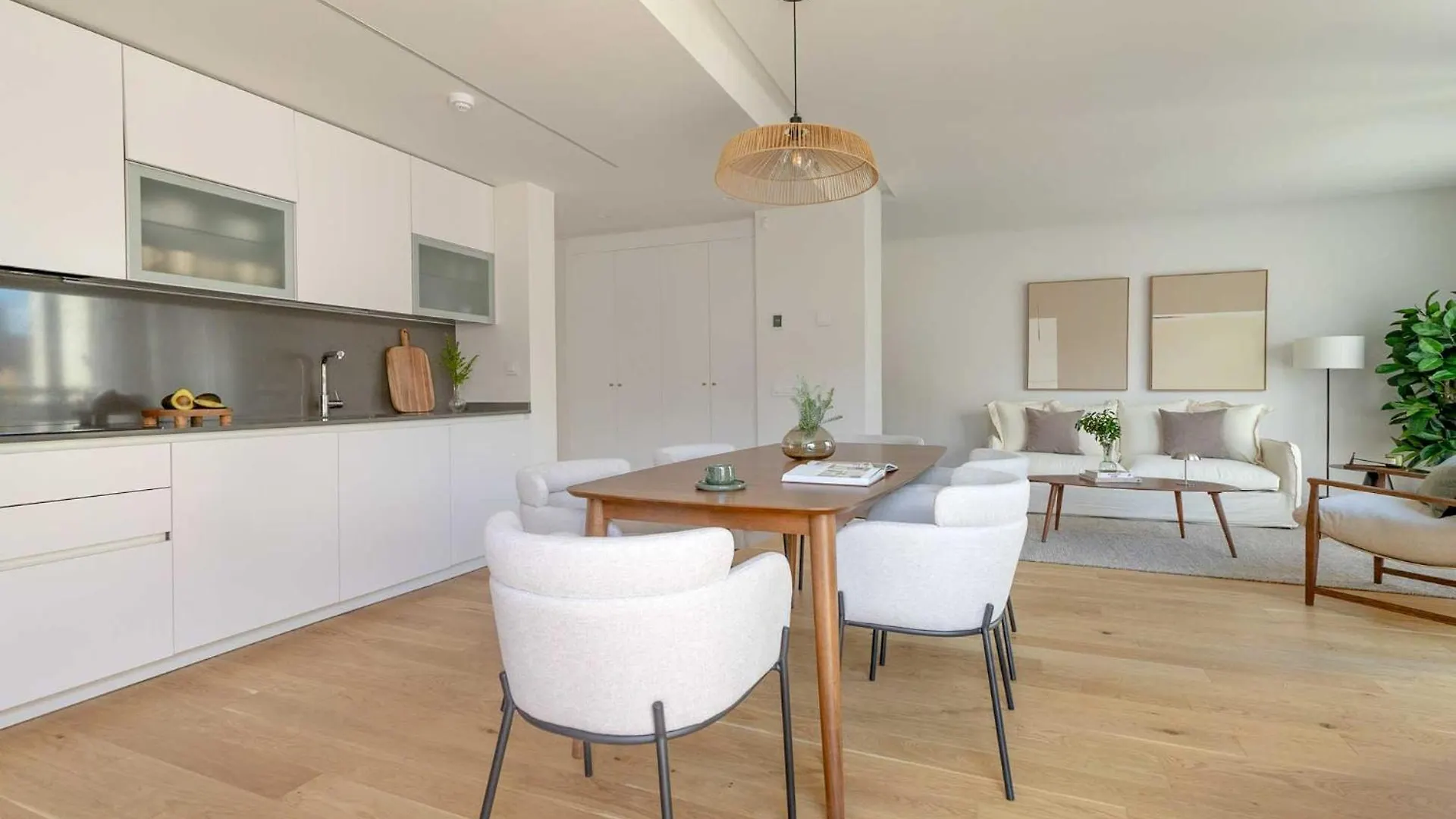 Duplex Con Piscina Y Garaje En Ciudad Jardin Apartment Madrid
